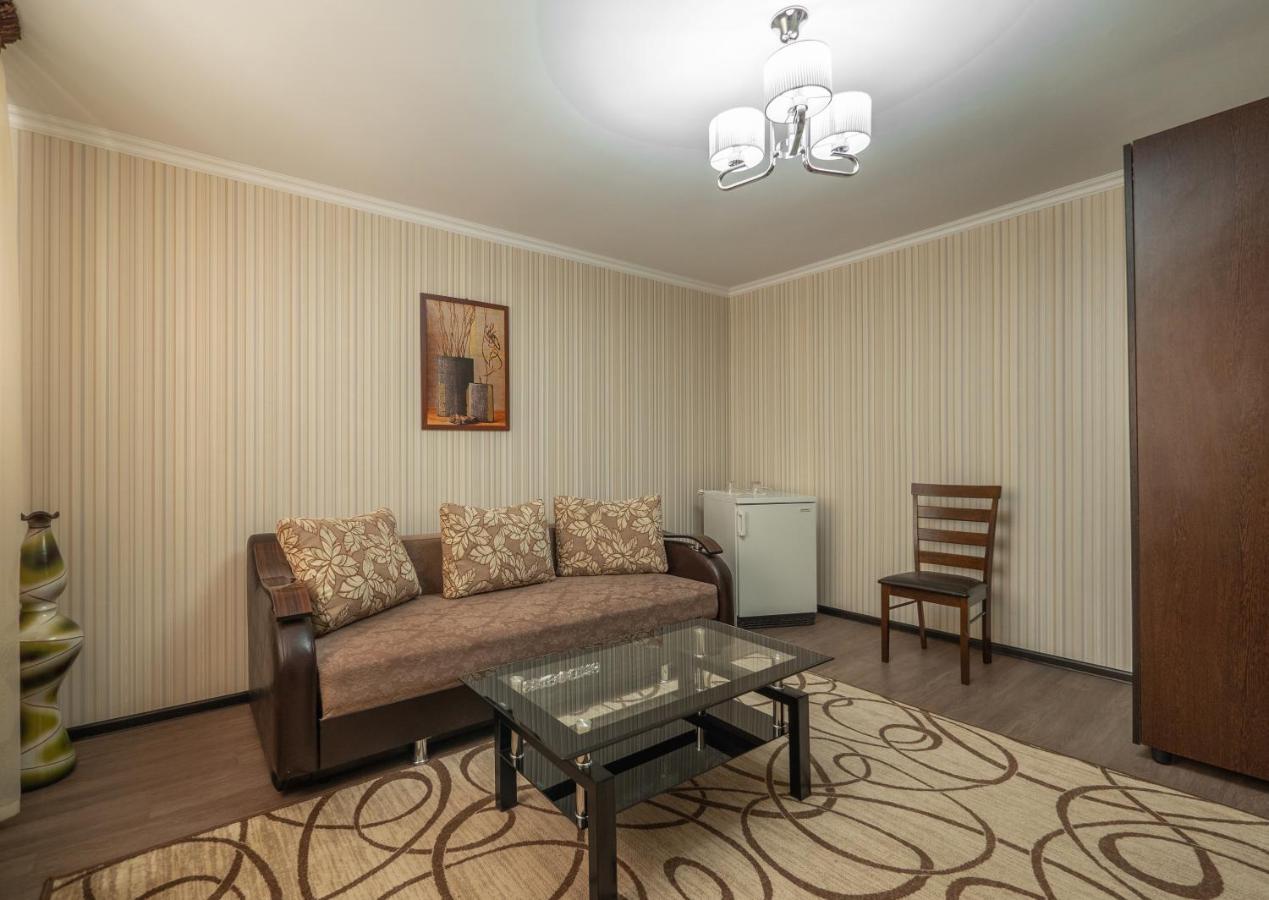 Vila Bomond Hotel Edinet ภายนอก รูปภาพ