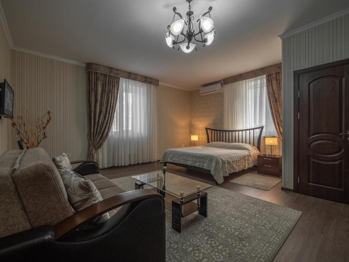 Vila Bomond Hotel Edinet ภายนอก รูปภาพ